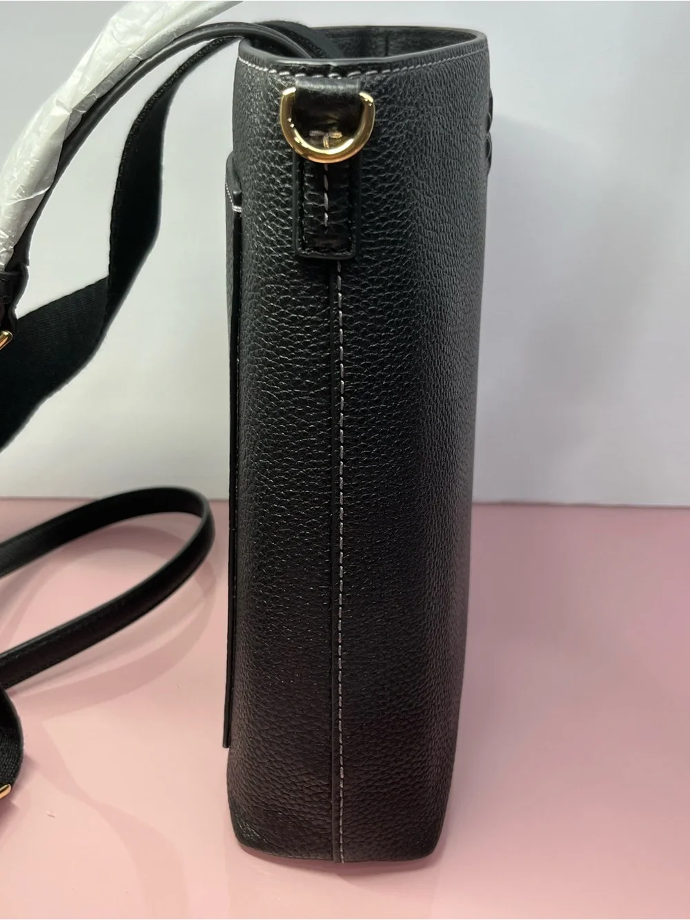 Tory Burch compact pebbled
